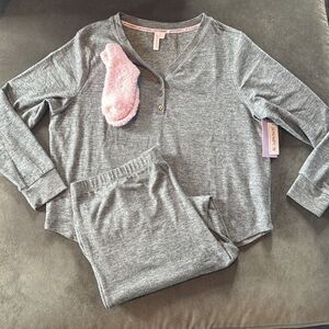 Women’s Gray 3 Piece Pajama Sleepwear Set Size XL 16/18 NWT